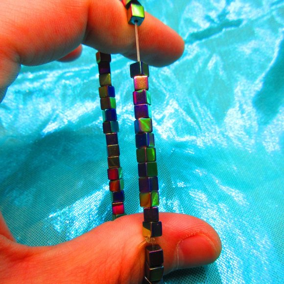 Rainbow Titanium Hematite 6mm Cube 7" Stretchy Gemstone Bracelet - Picture 3 of 3